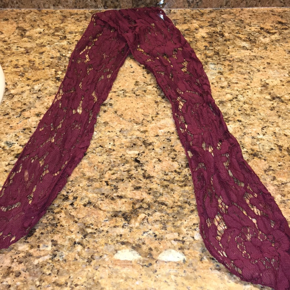 Maroon lace scarf